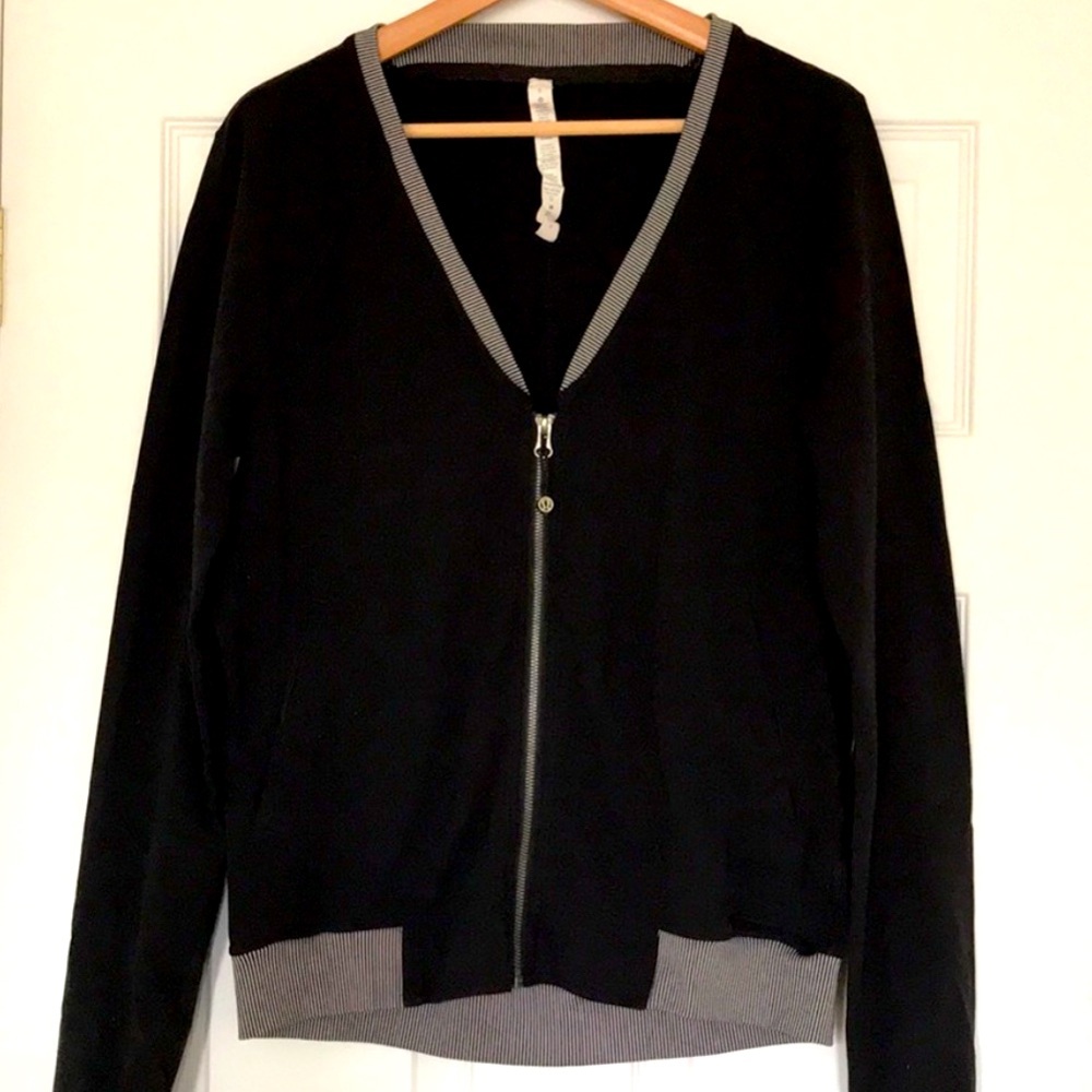 Lululemon Classic Bomber Jacket size 6